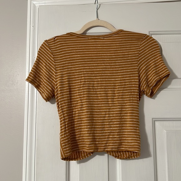 Yellow crop top - Picture 3 of 3